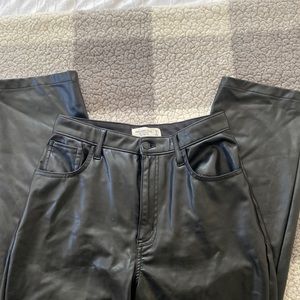 Curve Love Vegan Leather 90s Straight Pant Ultra High Rise